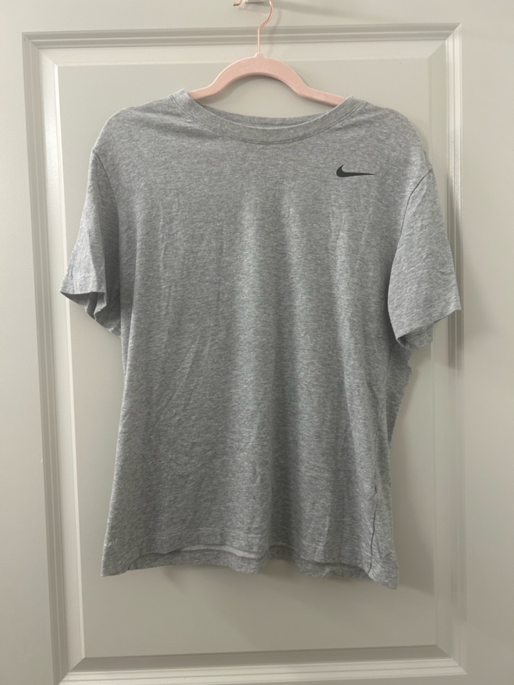 Nike gray dri fit tee shirt
